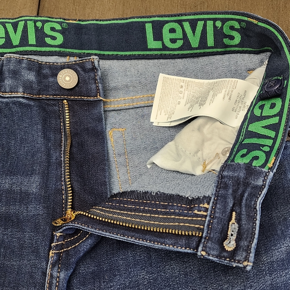 Boy's Levi's 511 Jeans Size 18 Regular - Picture 5 of 7